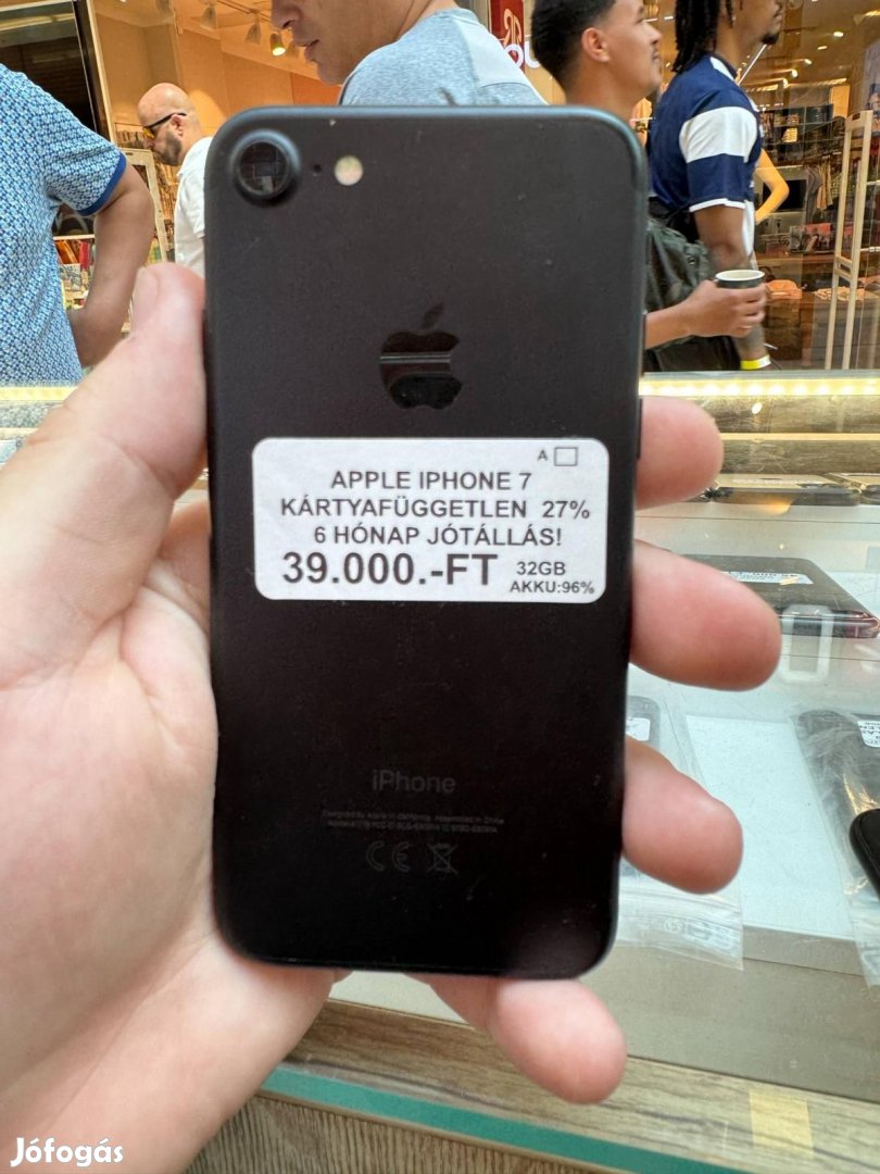 Apple iPhone 7 Kártyafüggetlen 32 GB, 12 hó garancia