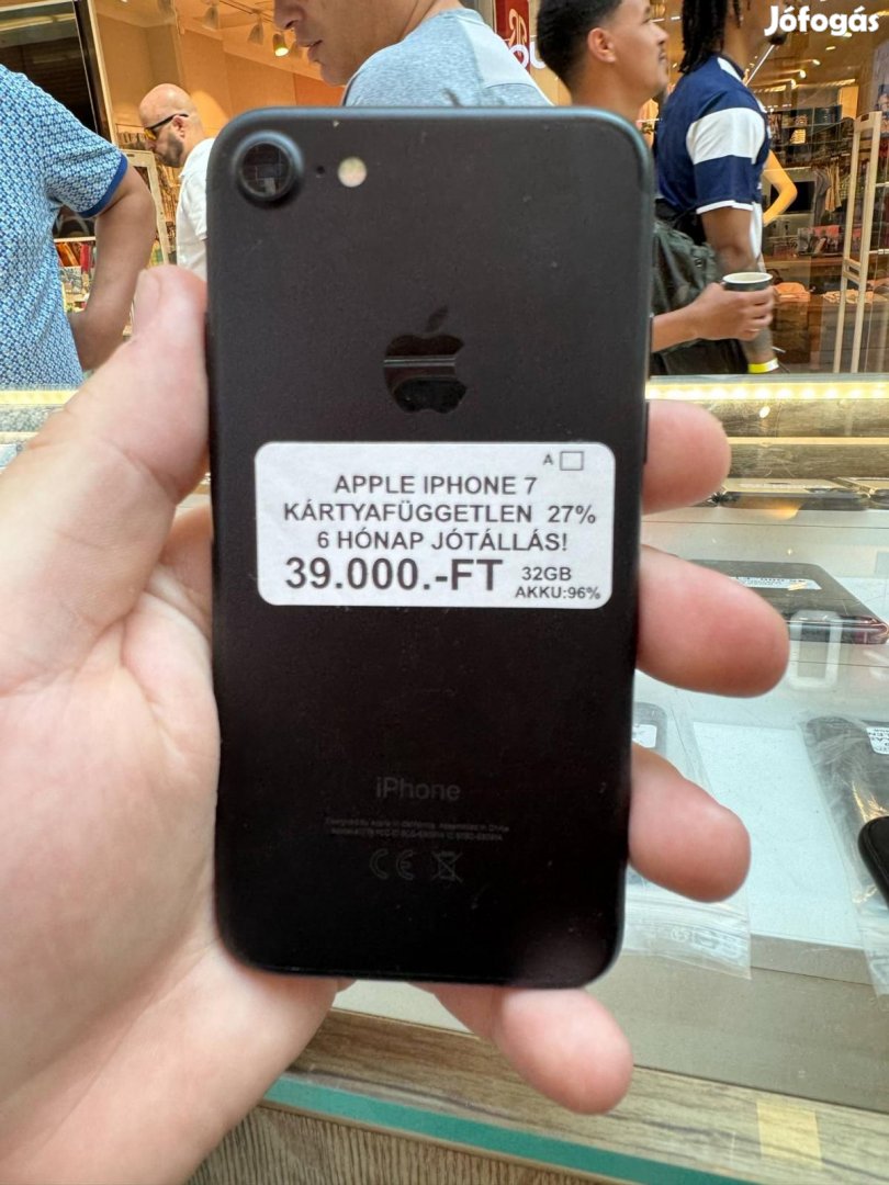 Apple iPhone 7 Kártyafüggetlen 32 GB, 12 hó garancia