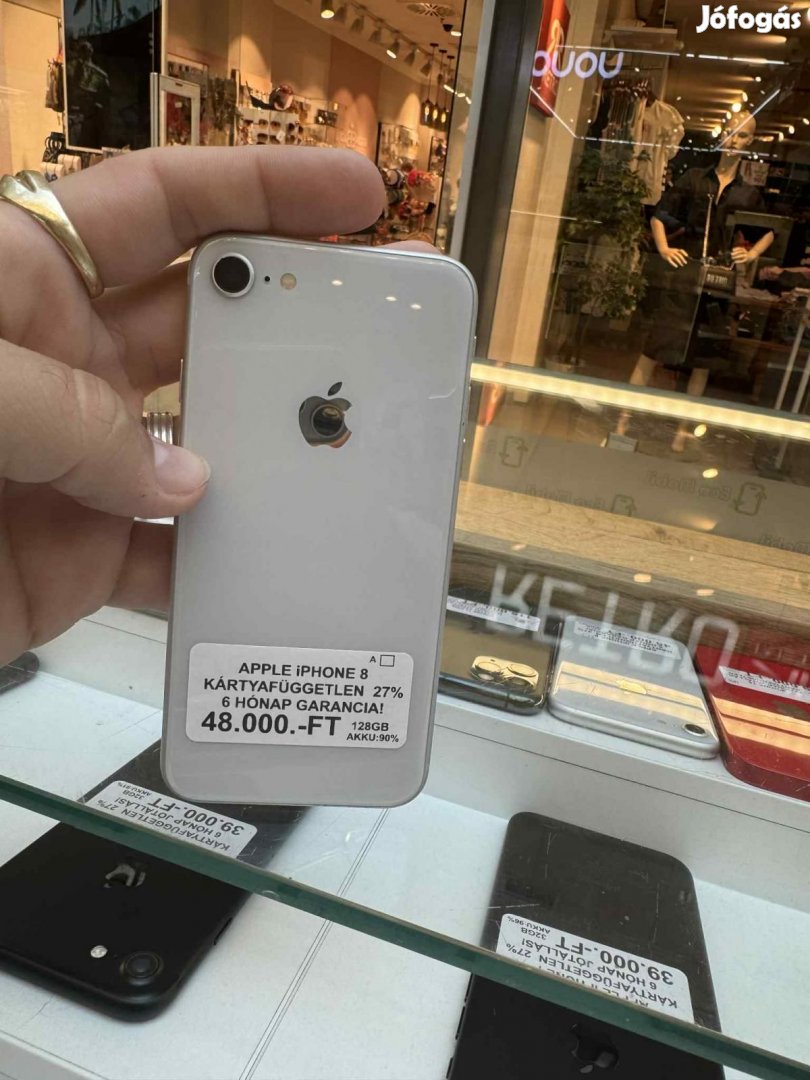 Apple iPhone 8 Kártyafüggetlen 128 GB, 12 hó garancia