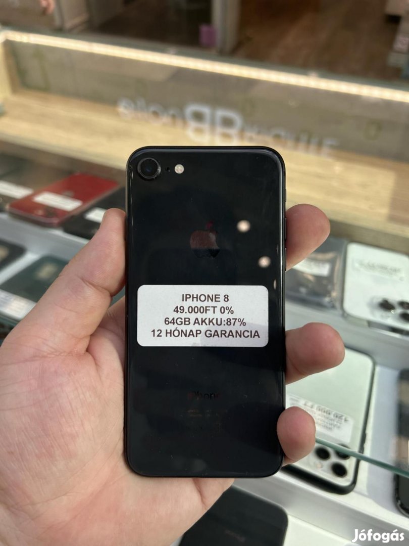 Apple iPhone 8 Kártyafüggetlen 64 GB, 12 hó garancia