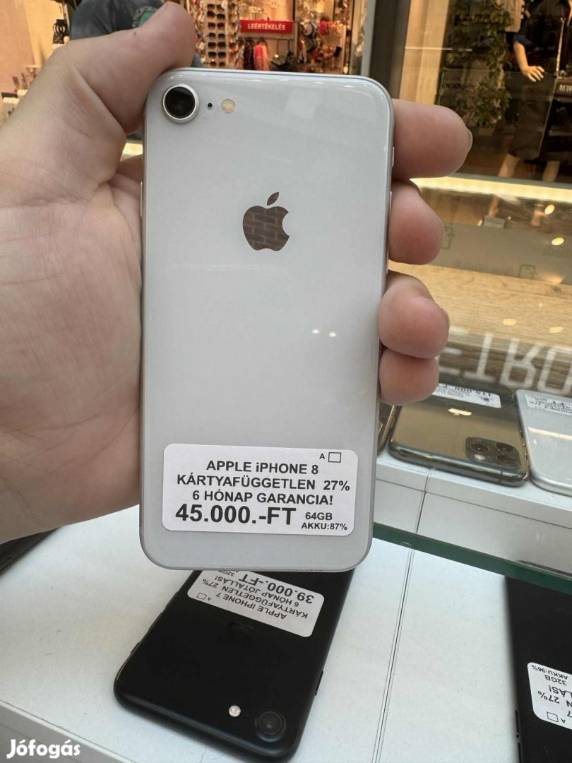 Apple iPhone 8 Kártyafüggetlen 64 GB, 12 hó garancia
