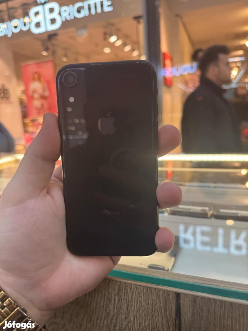 Apple iPhone XR Kártyafüggetlen 64 GB, 12 hó garancia