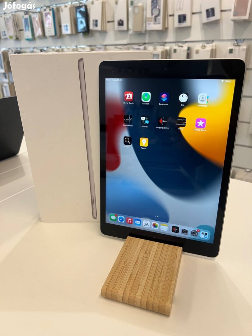 Apple ipad 9.gen 10.2 64GB WiFi Silver Használt