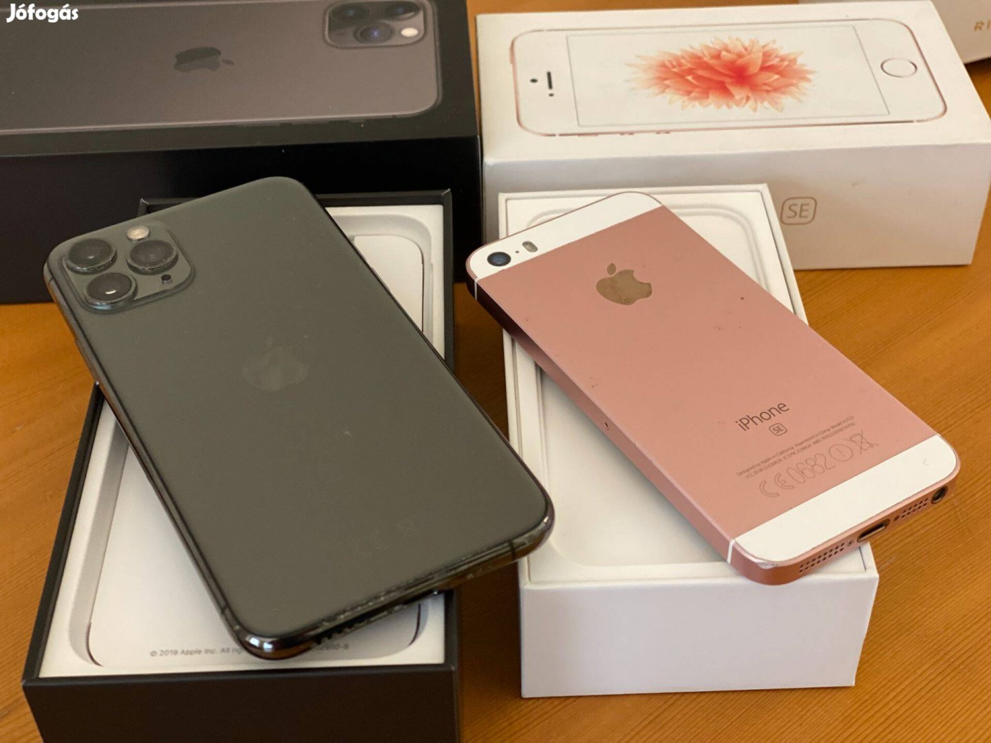 Apple iphone 11 Pro, Midnight, 64Gb, karcmentes, független, 81% akku