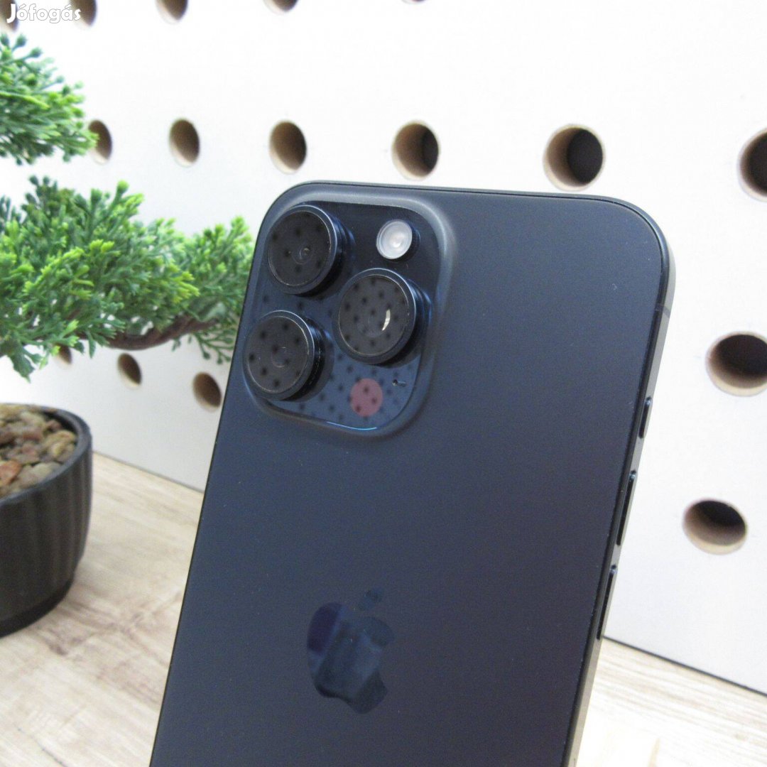 Apple iphone 15 Pro Max Blue Titanium 512GB karcmentes