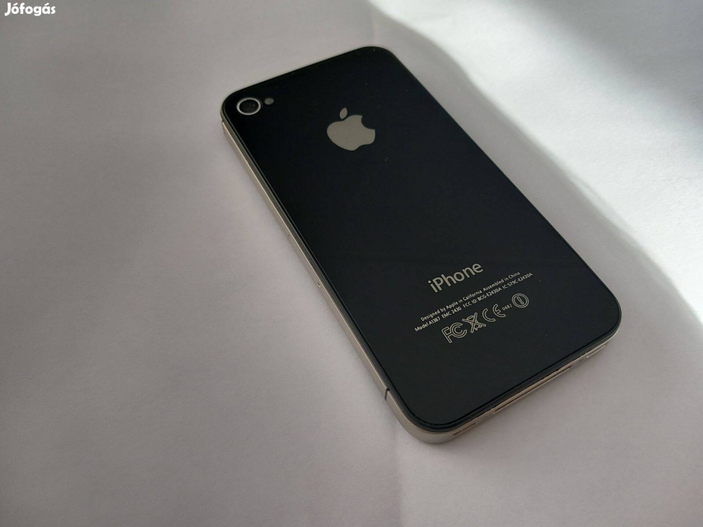 Apple iphone 4s