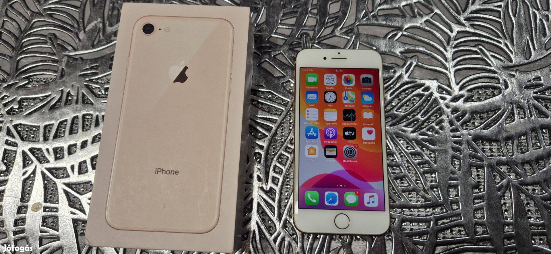 Apple iphone 8 256GB Gold Újszerű Független Garival