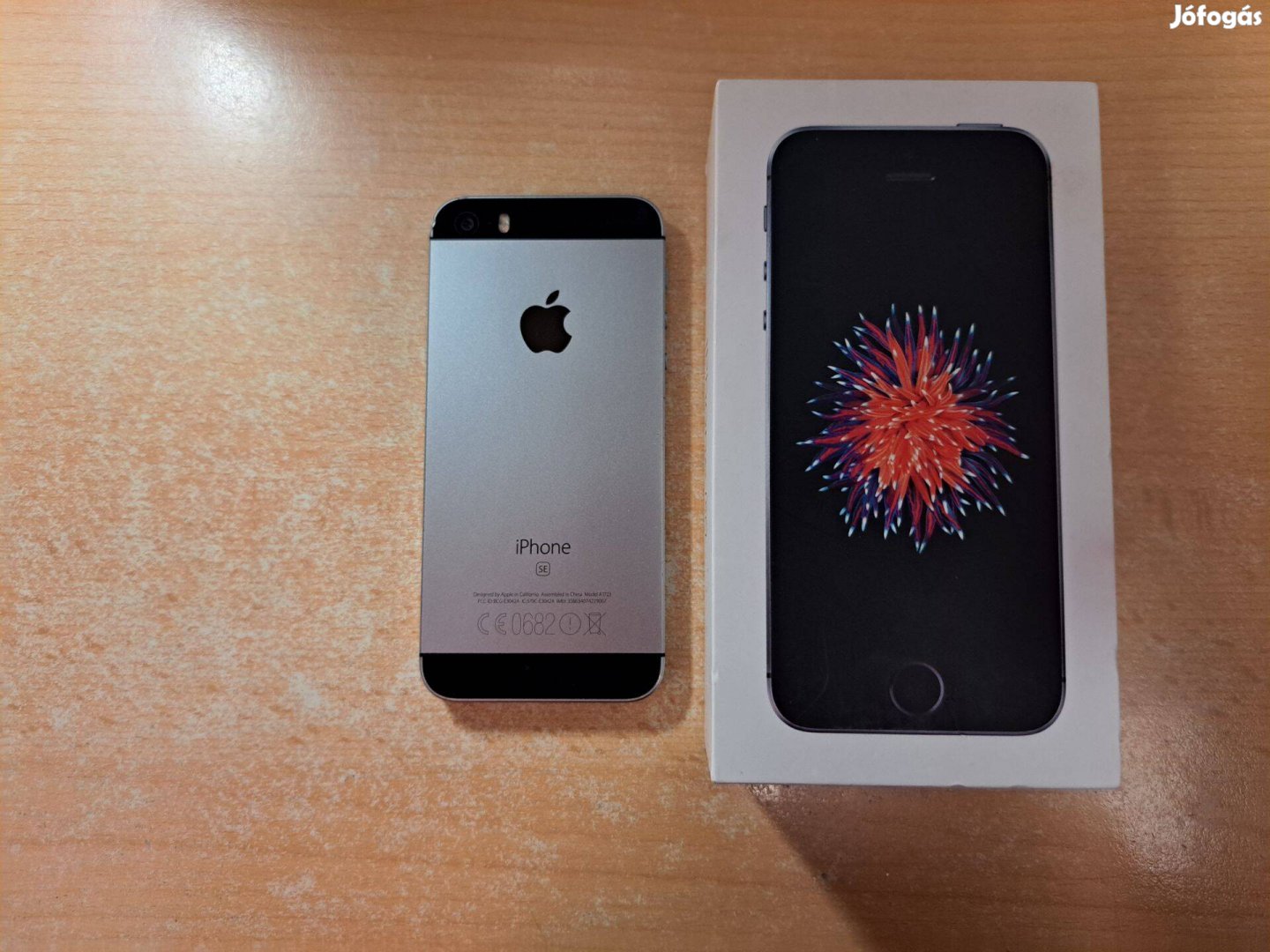 Apple iphone SE Space Gray Független Újszerű Garis !