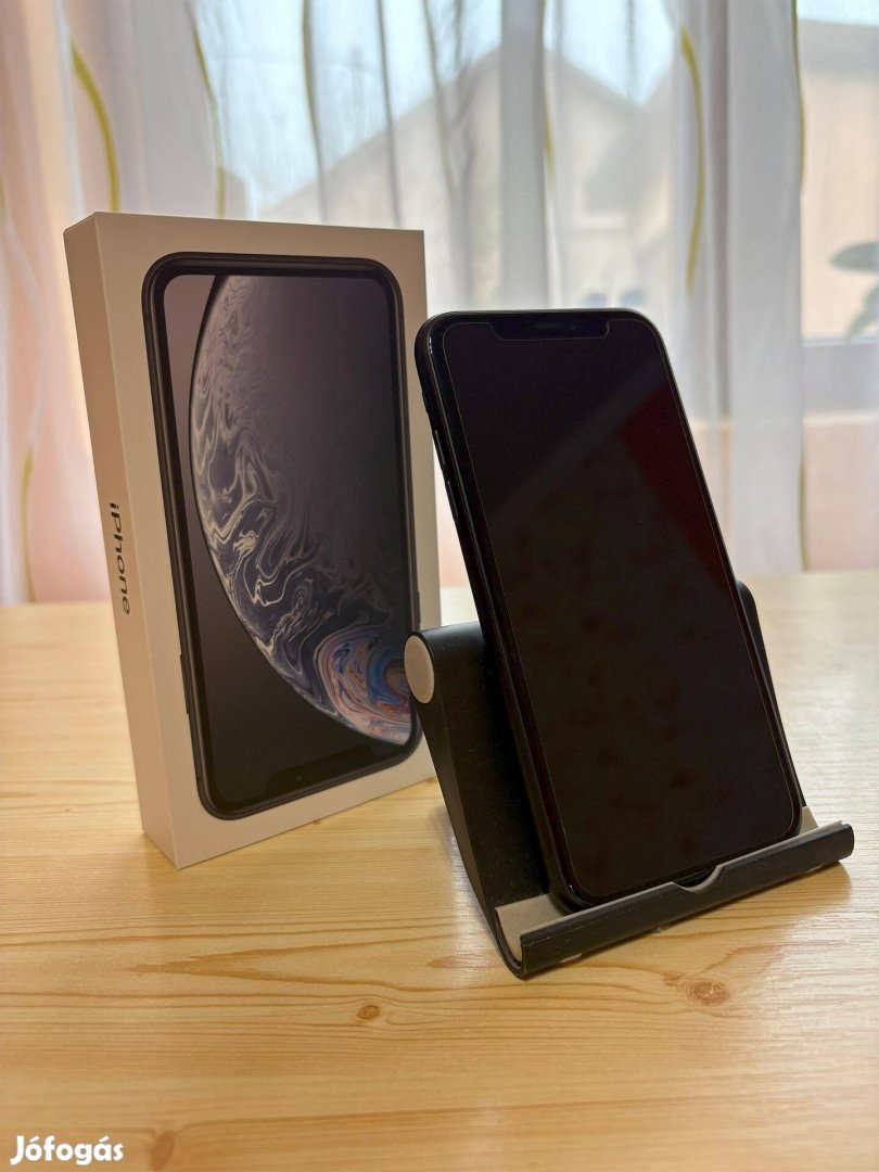 Apple iphone XR 64GB, fekete, aksi 92%, kártyafüggetlen