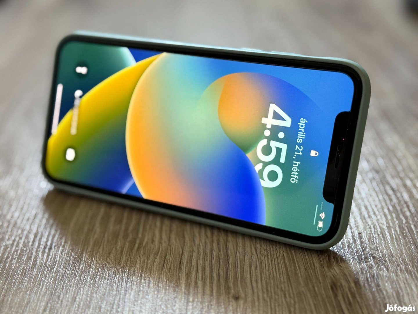 Apple iphone X, Silver, 64 GB jó állapotban lévő készülék
