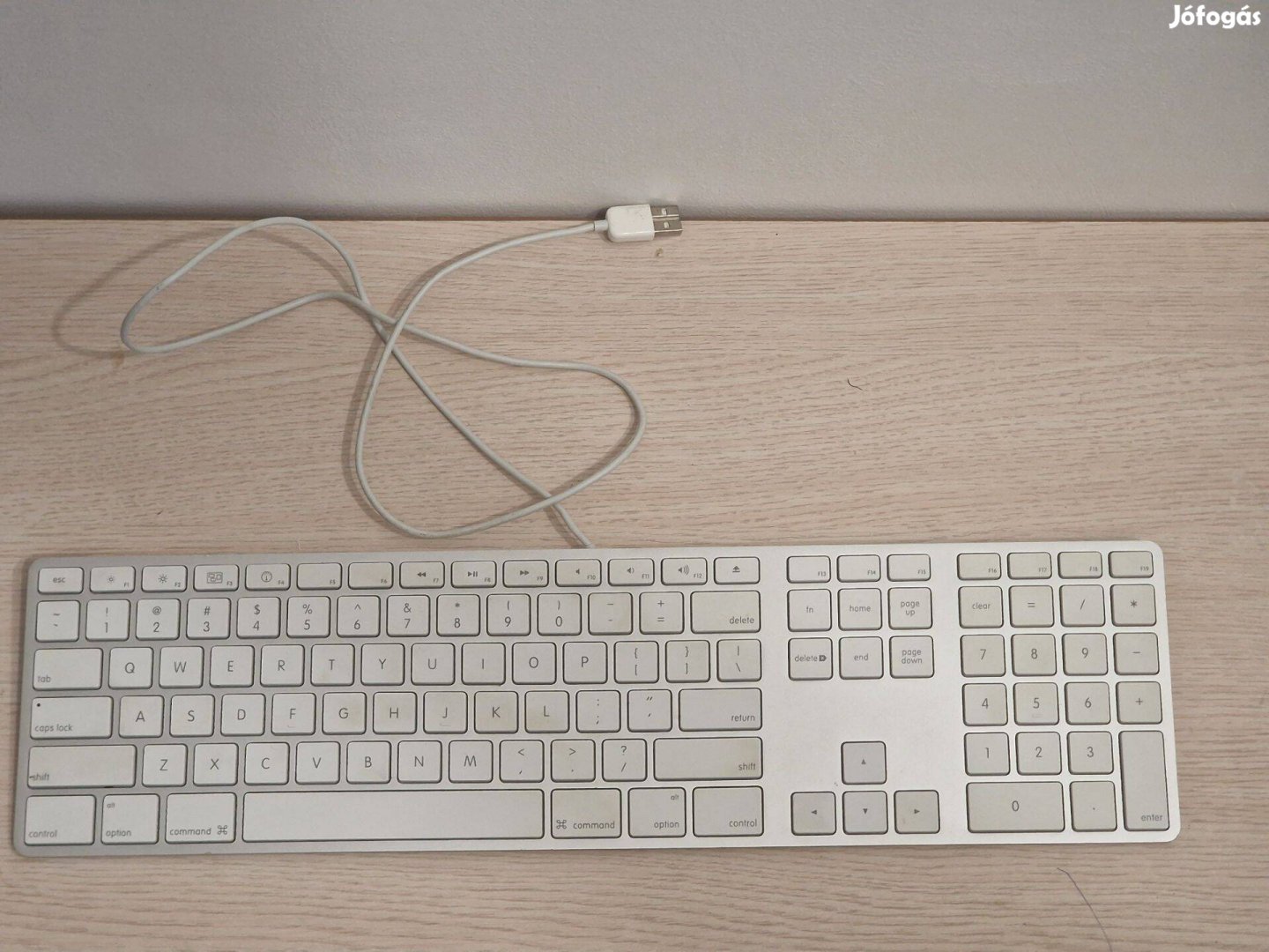Apple vezetékes billentyűzet angol nyelvű