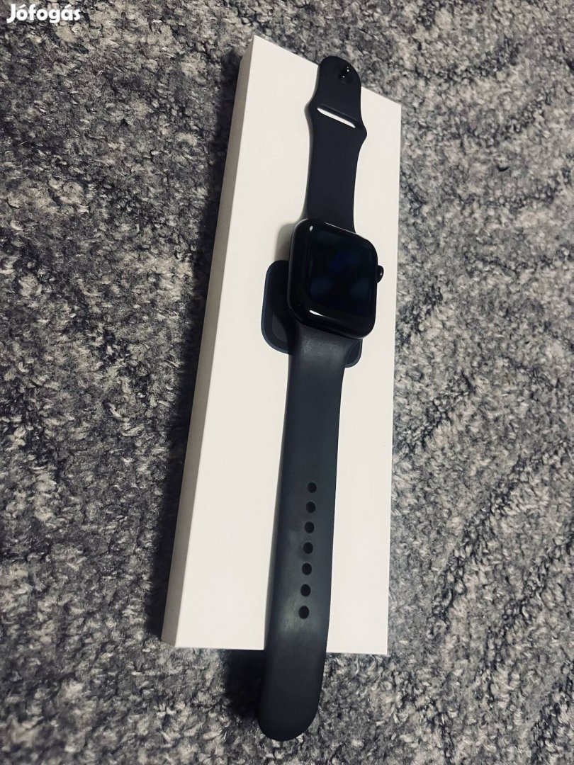 Apple watch SE 2024 midnight black