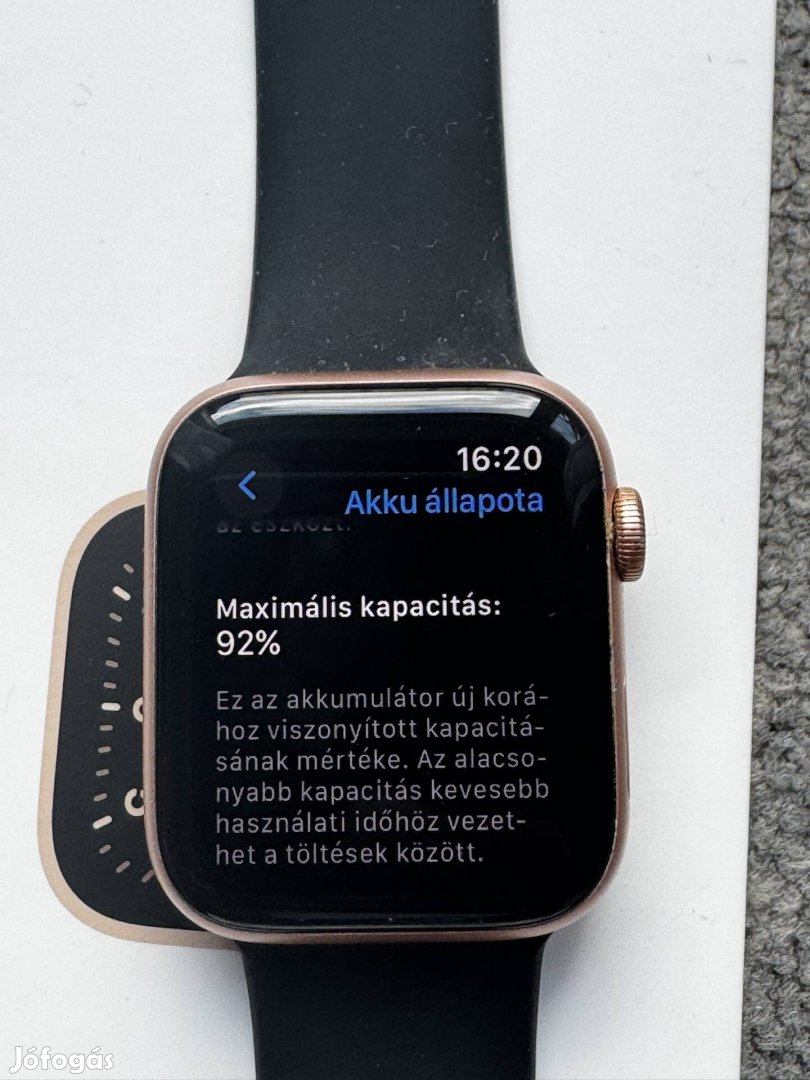 Apple watch SE rosegold 92% akkumlátor