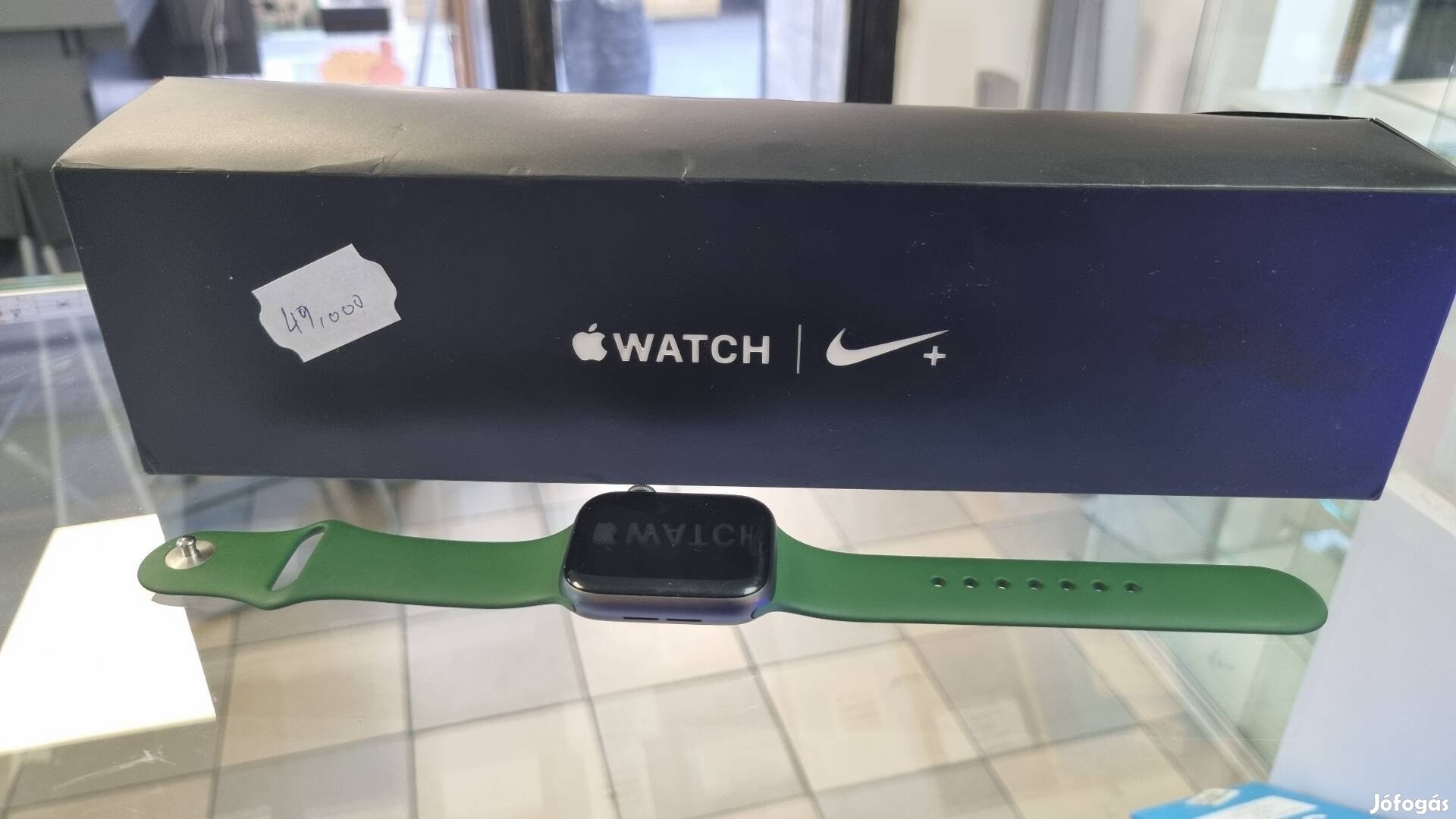 Apple watch+ Nike edition