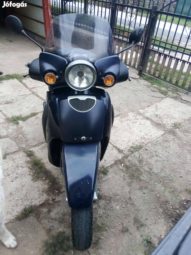 Aprilia 125 műszakis alkatrésznek eladó