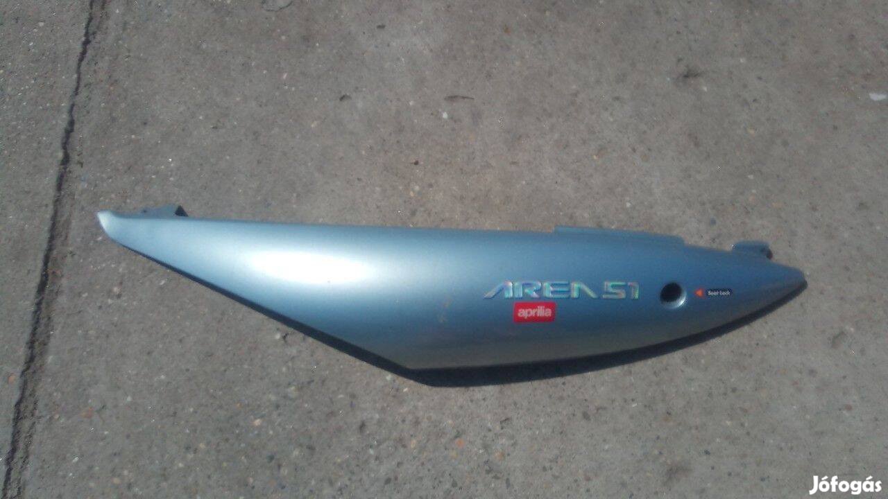 Aprilia Area bal ülés alatti idom