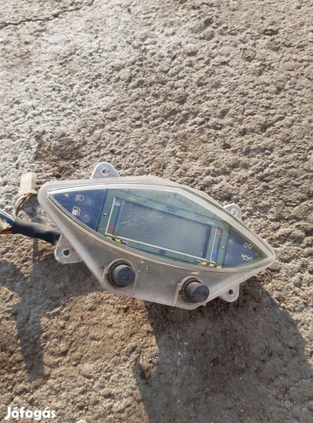 Aprilia Area km óra műszerfal