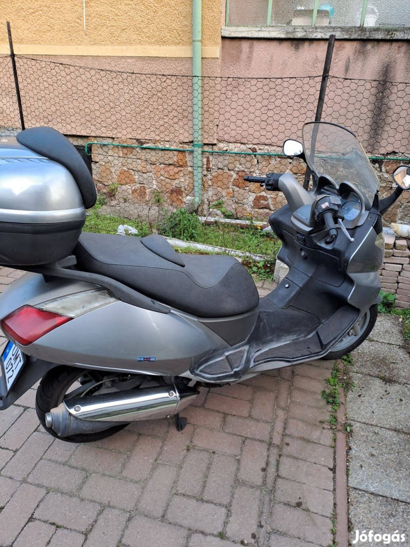 Aprilia Atlantic 200