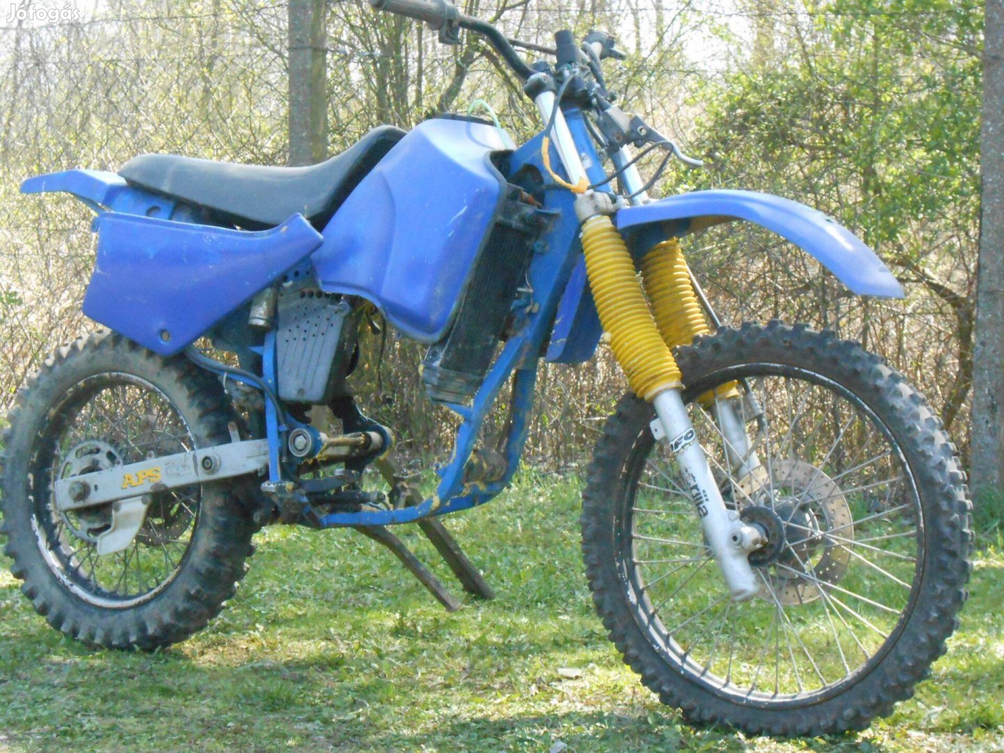 Aprilia ETX 125-ös,vastankos tipusú,csupasz főváz,papirok nélkűl