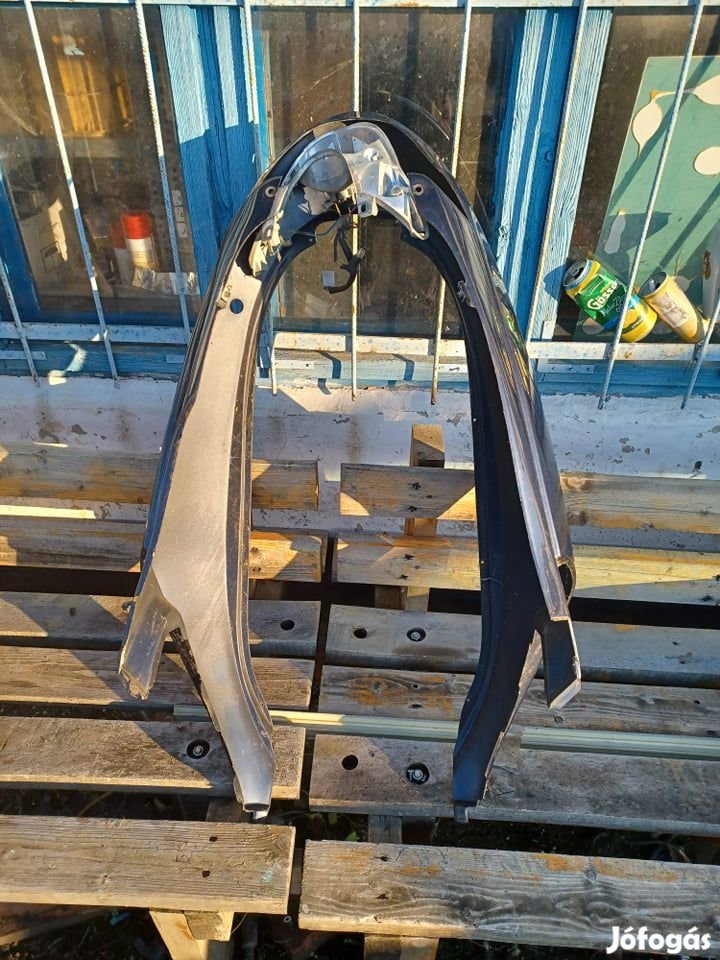 Aprilia Leonardo st ülés alatti idom