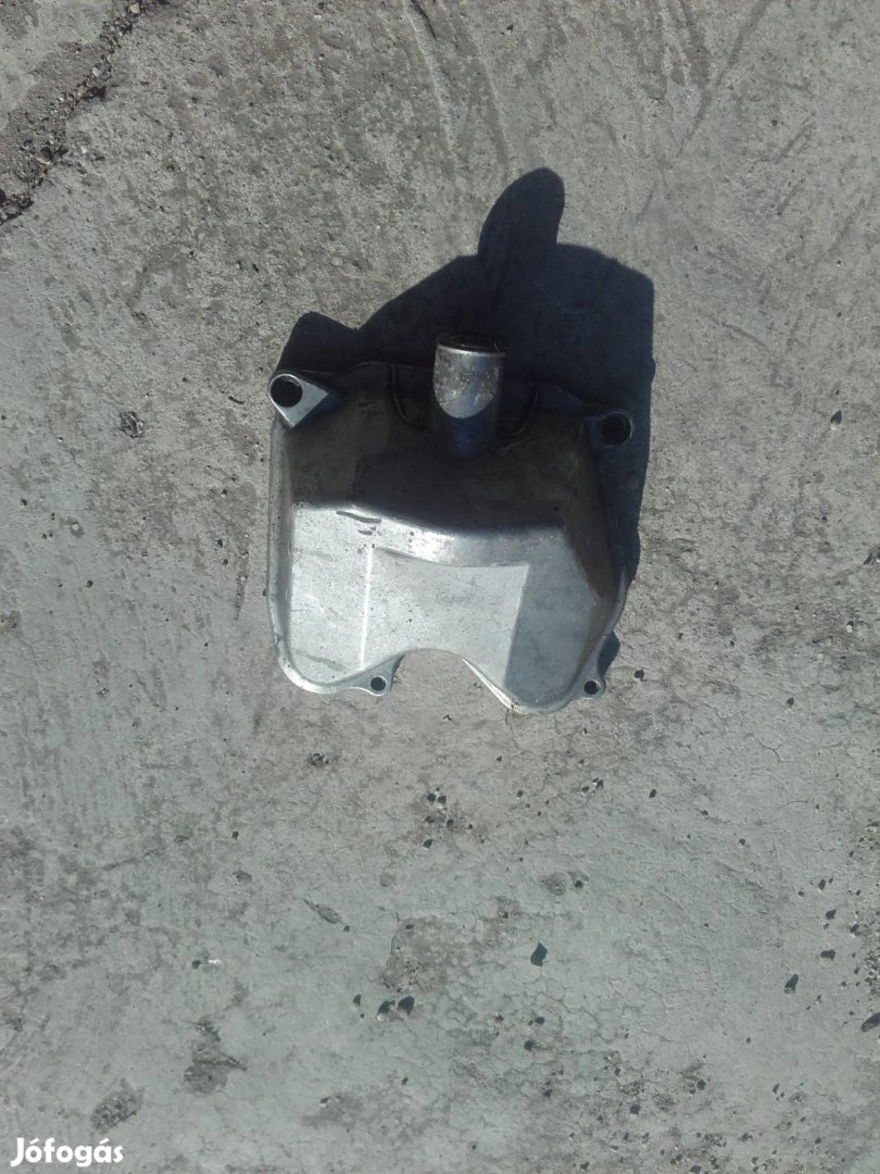 Aprilia Leonardo szelepfedél 125 &#8211; 150