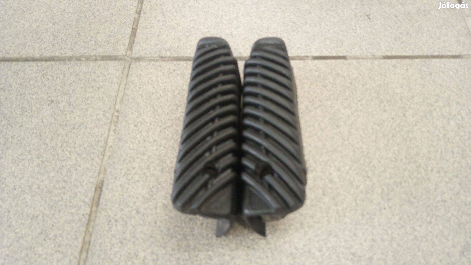 Aprilia Leonardo utaslábtartó