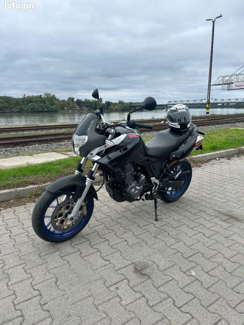 Aprilia Pegaso Strada