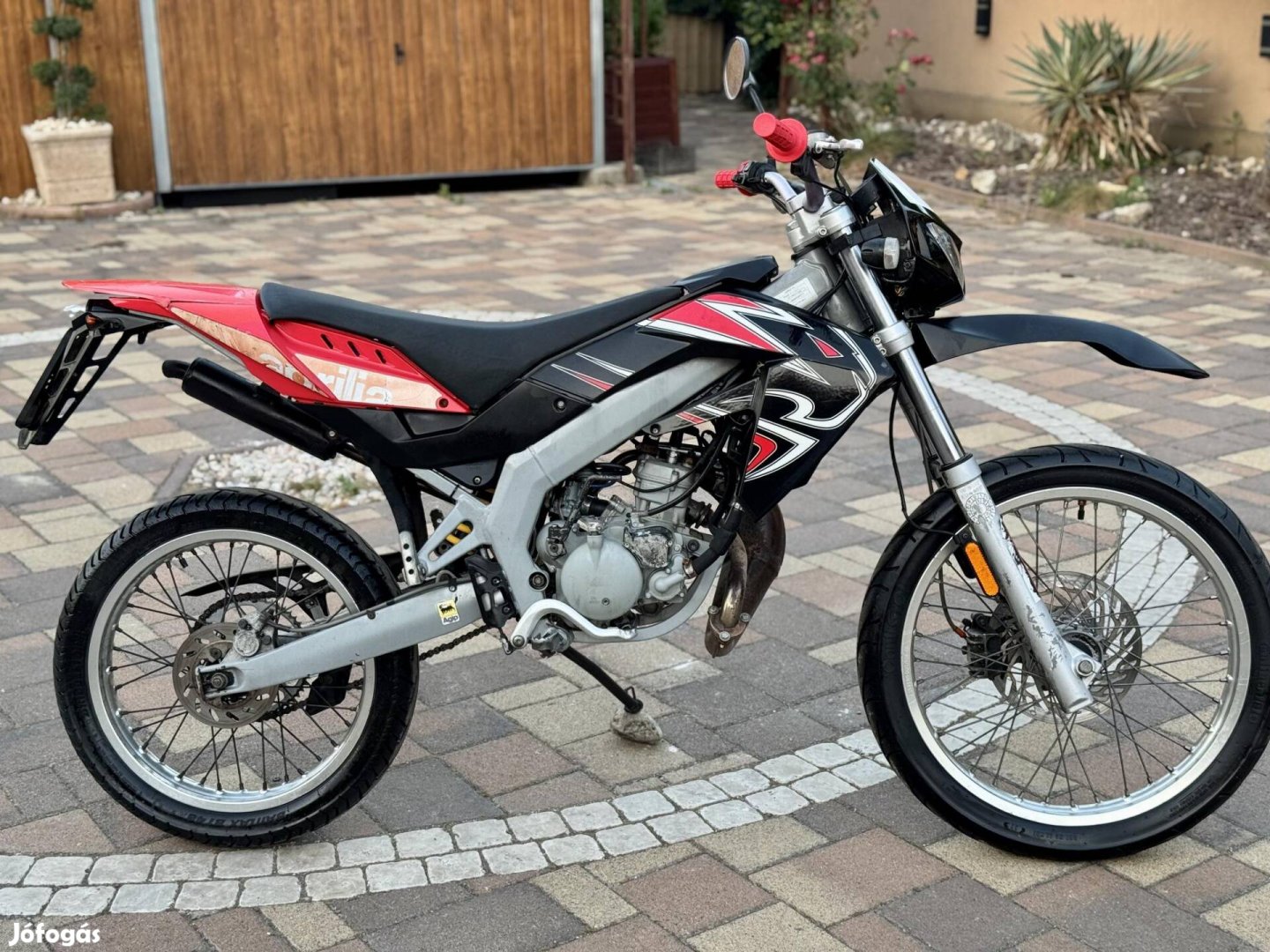 Aprilia RX 50 .