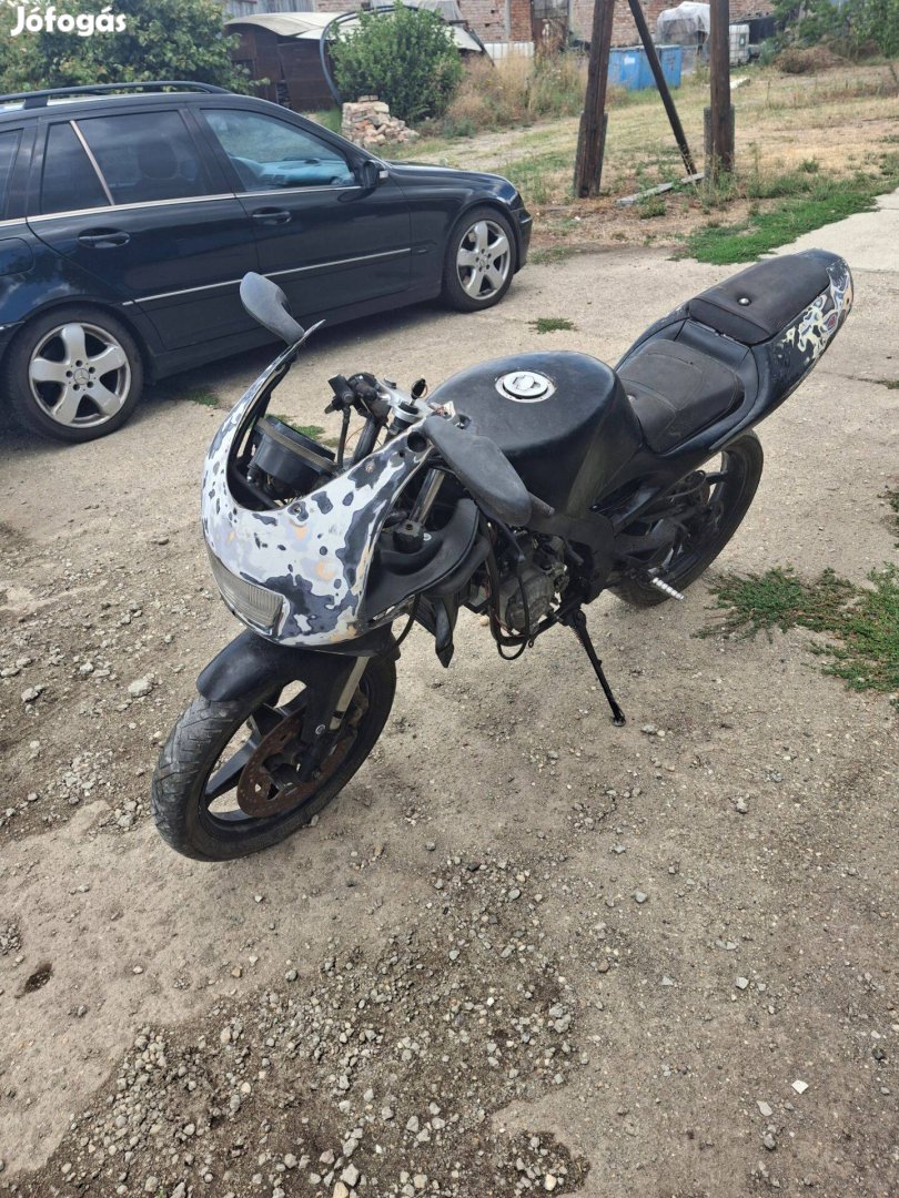 Aprilia Rs 50 bontott alkatrészek