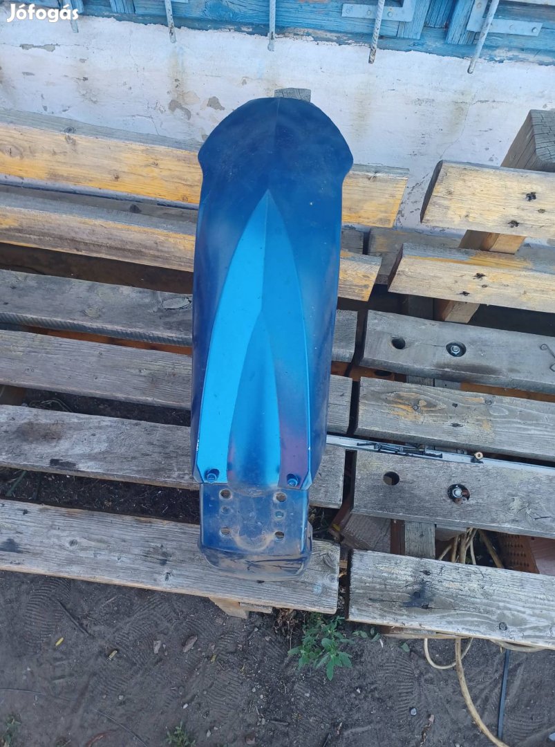 Aprilia Rx első sarvedo