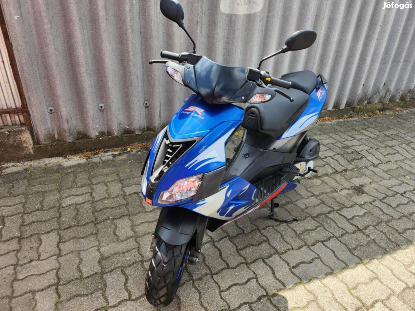 Aprilia SR 50. Minden használt motorunkra engedmény 10%