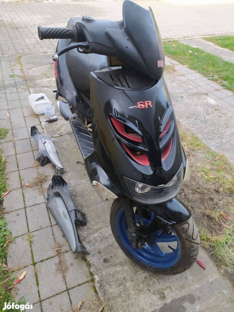 Aprilia SR Ditech körlámpás eladó