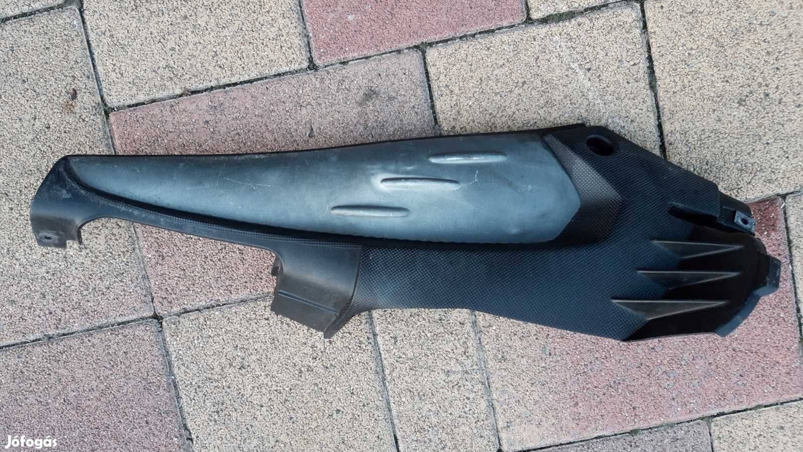 Aprilia SR Kör jobb gerincidom