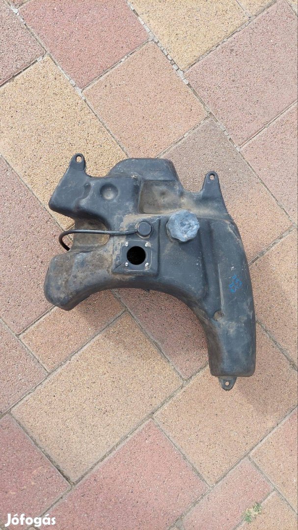 Aprilia SR Kör mina tank