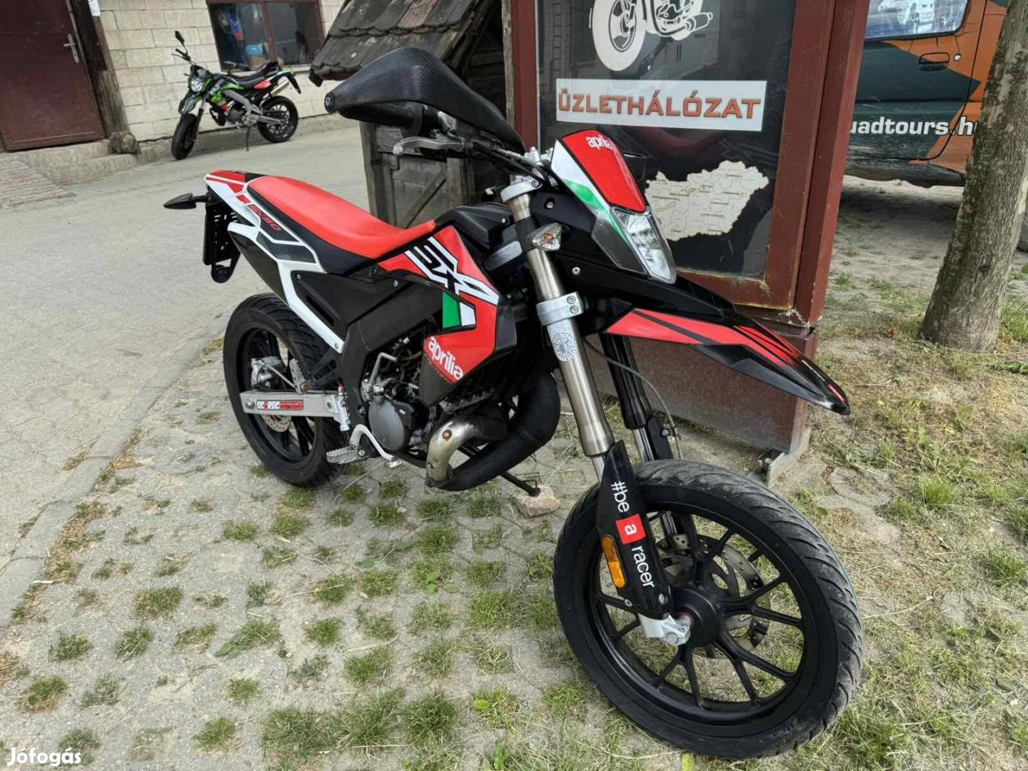Aprilia SX 50 Factory Supermoto/ valós évj.-t i...