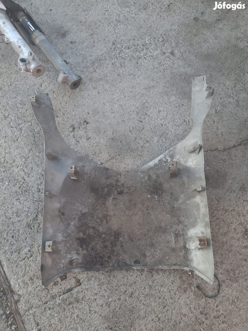 Aprilia Scarabeo 125 hasidom