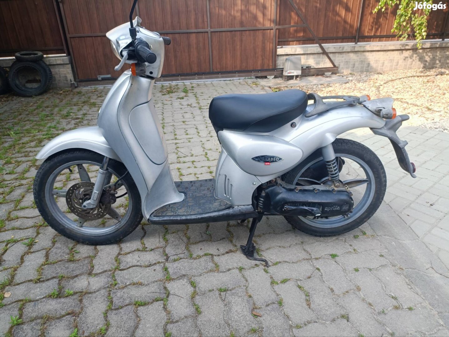 Aprilia Scarabeo 2T robogó 