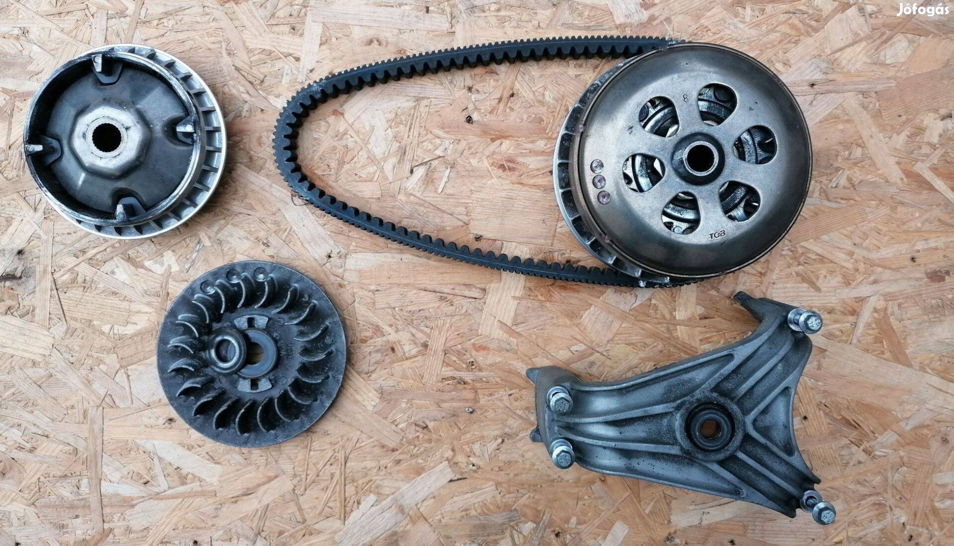 Aprilia Scarabeo 500 kuplung,variátor