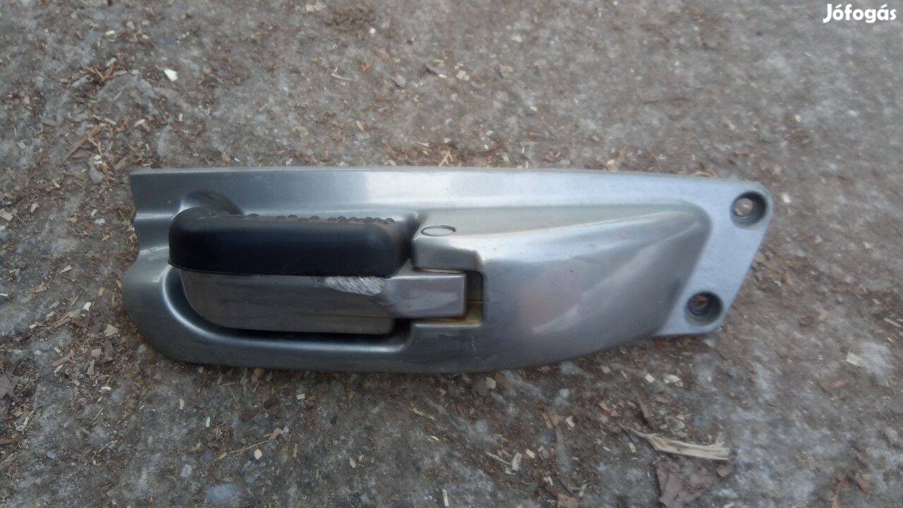 Aprilia Scarabeo 500 light utaslábtartó jobb