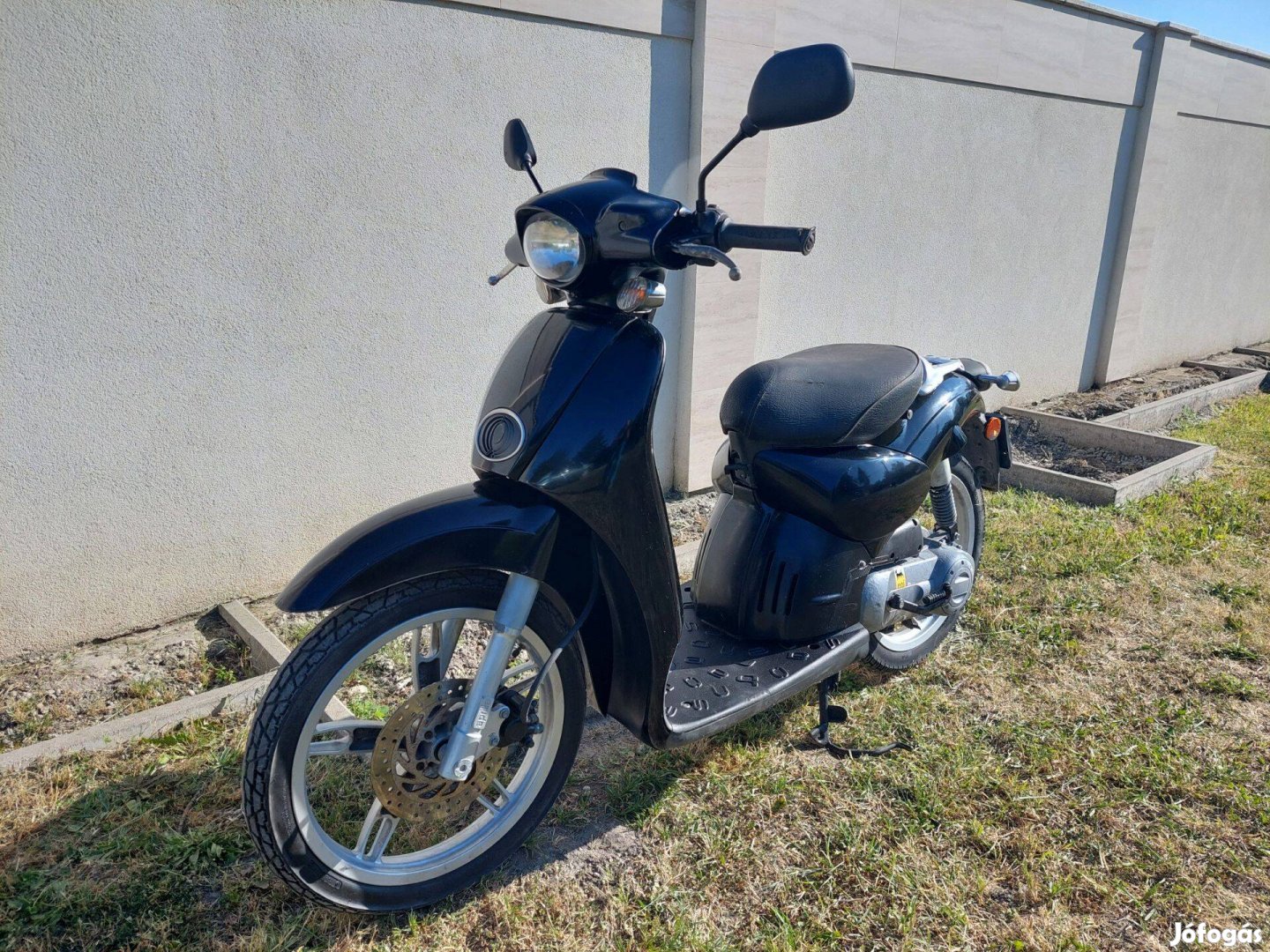Aprilia Scarabeo 50 2T , 2011 , facelift , led lámpás
