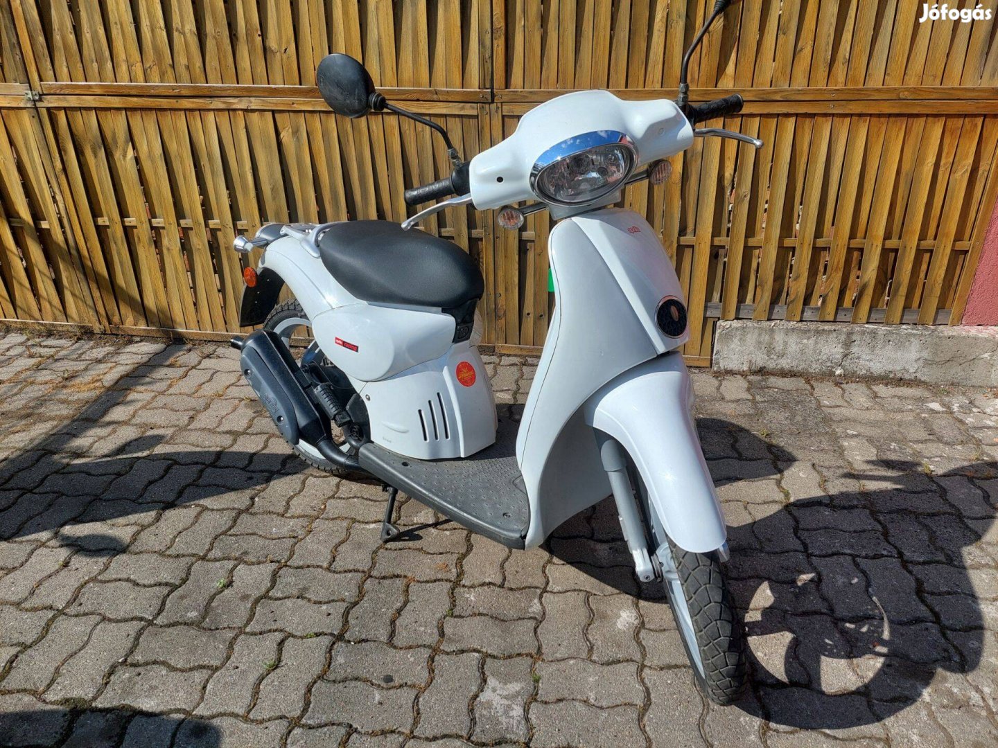 Aprilia Scarabeo 50 Most 10% engedménnyel!