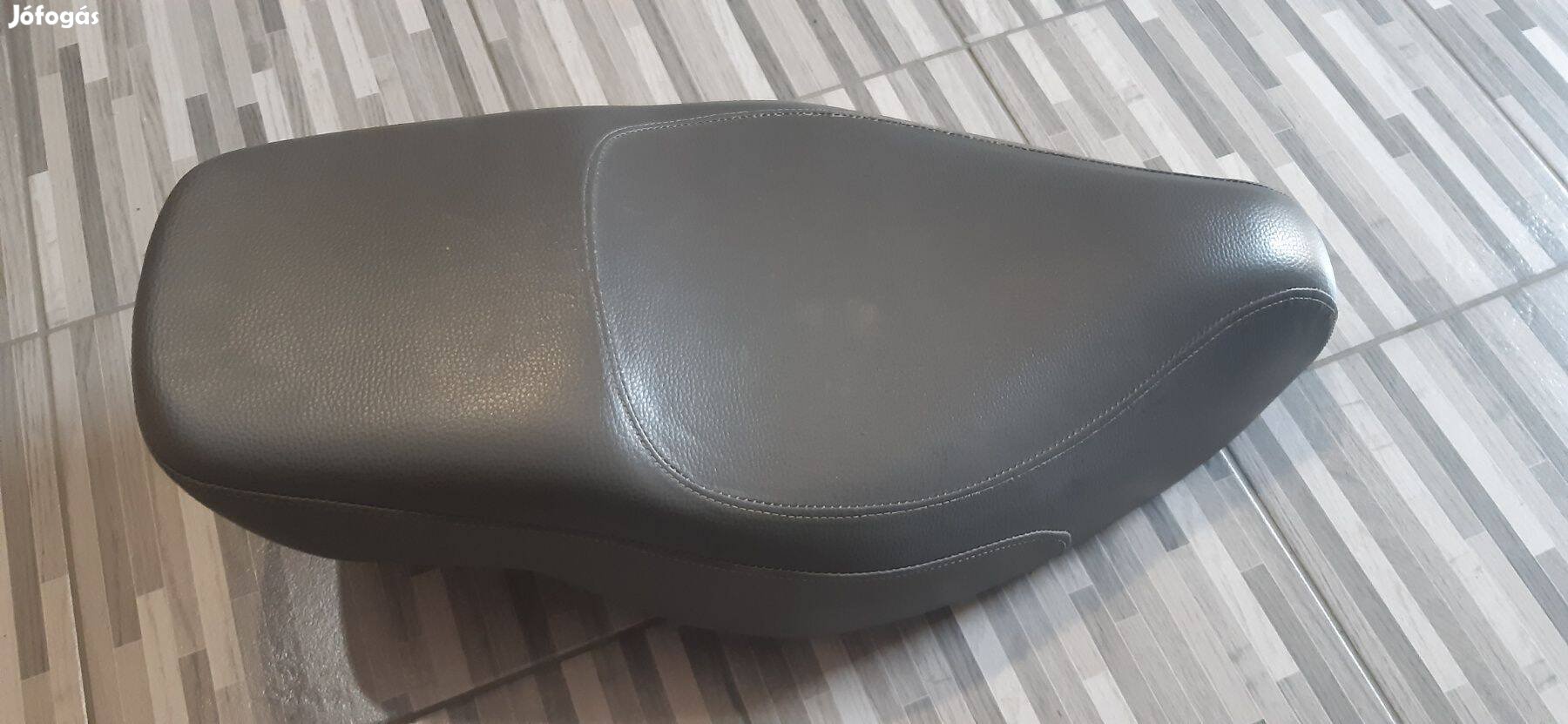 Aprilia Scarabeo Ditech ülés