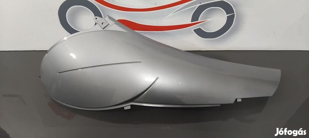 Aprilia Scarabeo Light 125/200 07-13 Jobb hátsó oldalburkolat