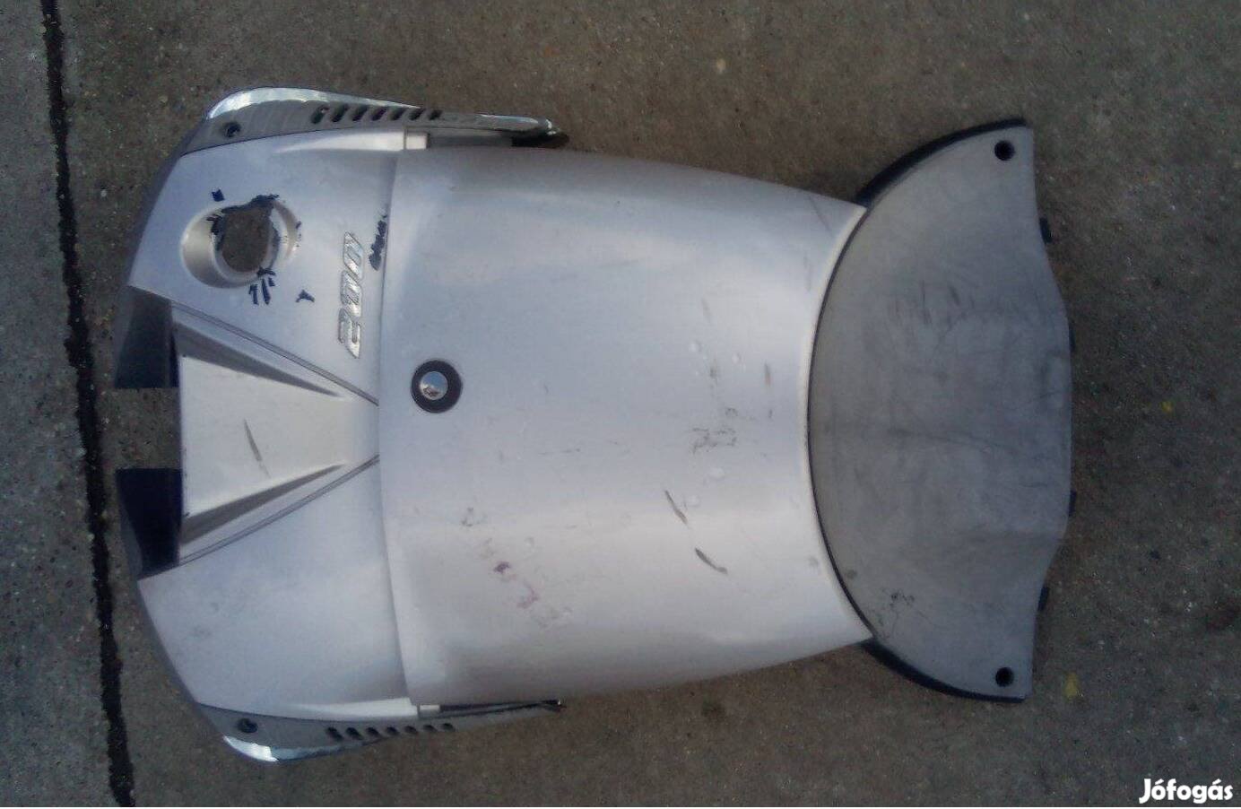 Aprilia Scarabeo Light 125 200 térdidom 2007-2010