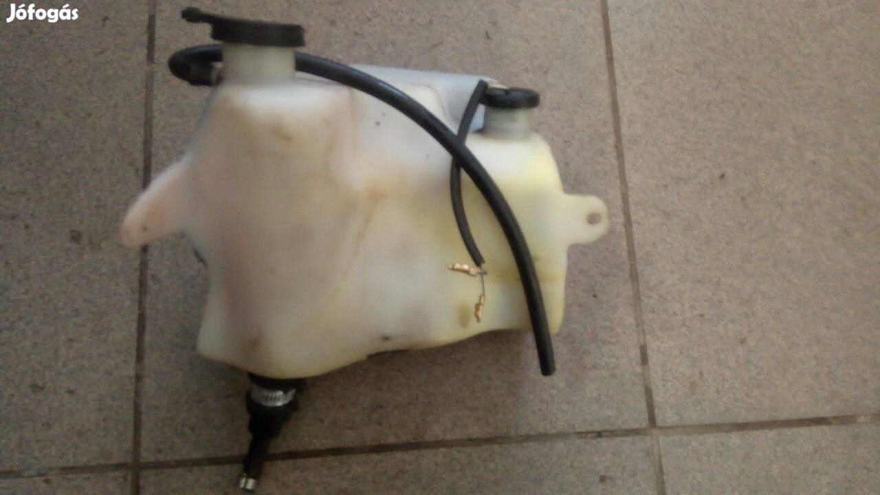 Aprilia Scarabeo olajtartály