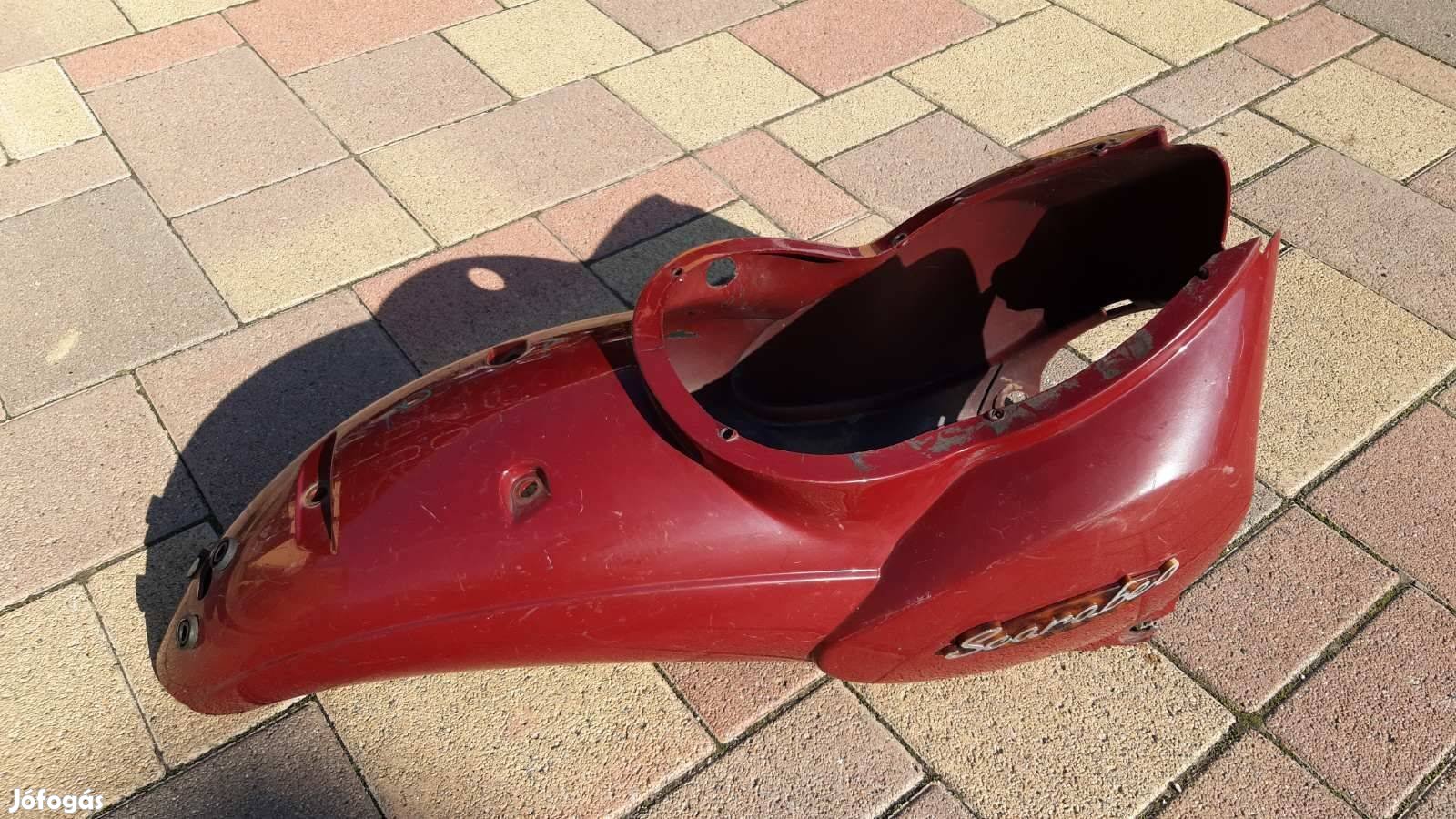 Aprilia Scarabeo ülés alatti idom