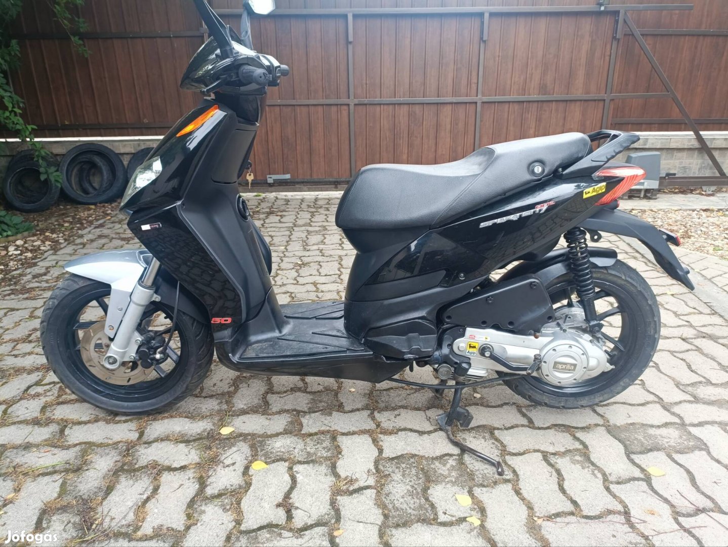 Aprilia Sport City One 4T robogó hu