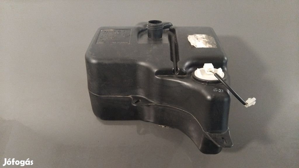 Aprilia Sportcity 125 (2004-2006) - Üzemanyagtartály