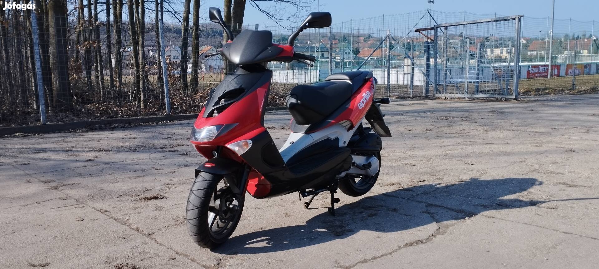 Aprilia Sr Street 50 eladó 