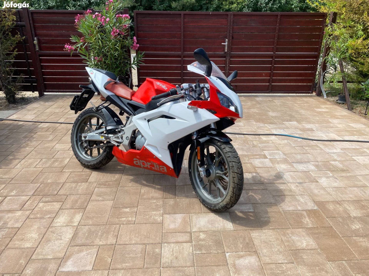 Aprilia rs 50 alkatrésznek?